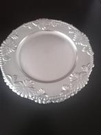 7 stuks kunsstof zilverkleurige onderborden, Ophalen of Verzenden