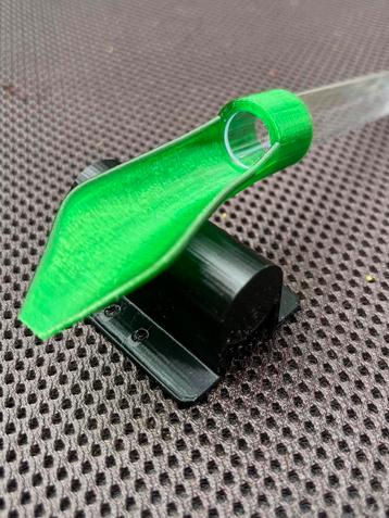 Legbuisjes voor kleine gifkikkers beschikbaar voor biedingen
