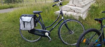 Mooie Batavus dames fiets( laag in stap)   beschikbaar voor biedingen