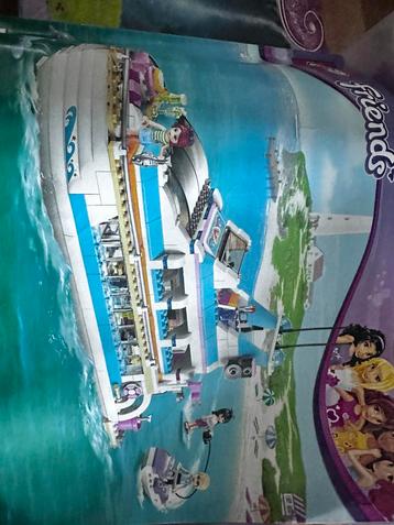 Lego friends en lego Disney beschikbaar voor biedingen