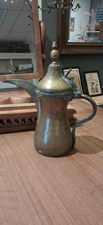 Antieke Arabische Dallah Koffiepot - Handgemaakt, Ophalen of Verzenden, Koper