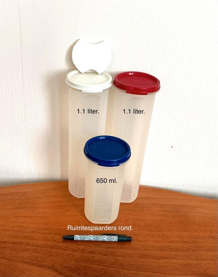 Tupperware Ruimtespaarders rond 650 ml. Spaghettibus. 1.1 L., Huis en Inrichting, Keuken | Tupperware, Ophalen of Verzenden