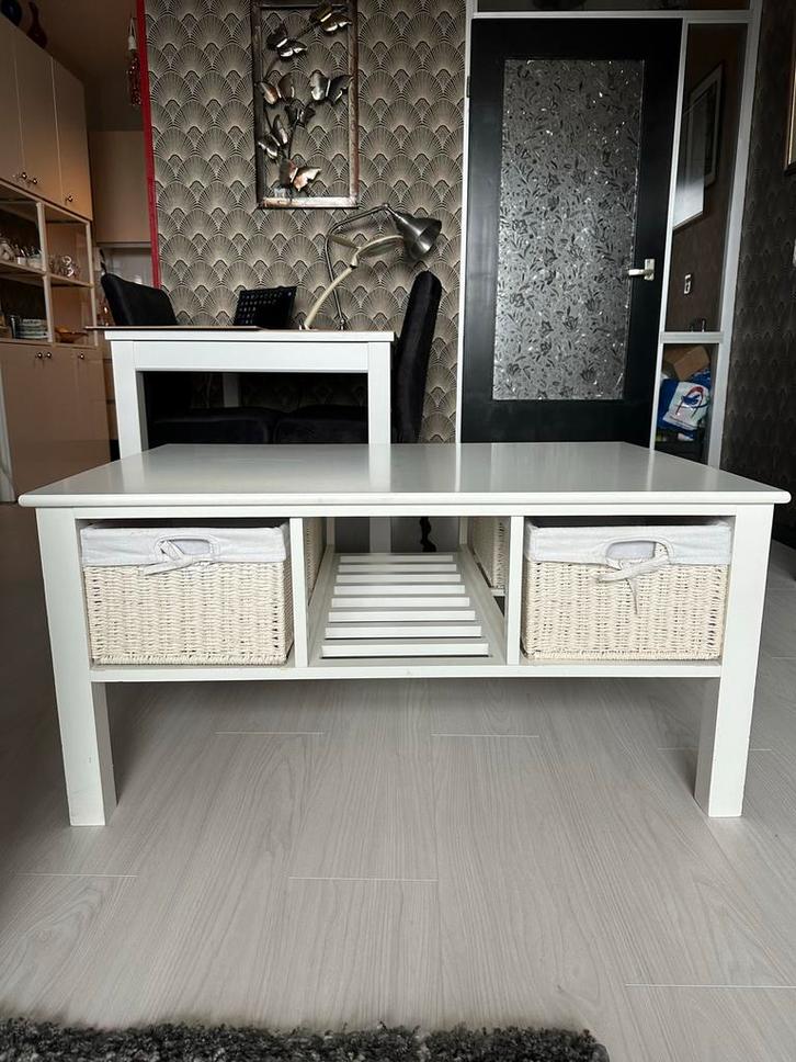 Mat witte salontafel met opbergmandjes 100x68x48, Huis en Inrichting, Tafels | Salontafels, Zo goed als nieuw, Minder dan 50 cm