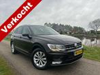 Volkswagen Tiguan 1.4 TSI Connected Series Pano / Trekhaak /, Auto's, Volkswagen, Voorwielaandrijving, Stof, Gebruikt, 4 cilinders