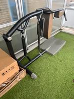 Squat Machine Technogym Easy Line, Ophalen, Gebruikt, Krachtstation