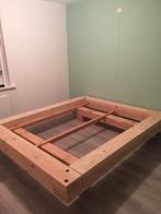 Zwevend bed van massief hout - 160x200, Ophalen, Bruin, Tweepersoons, Zo goed als nieuw