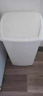 Prullenbak of Wasbox, Ophalen, Kunststof, 40 liter of meer, Zo goed als nieuw