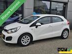 Kia Rio 1.2 CVVT Comfort Pack Airco/CV/Elektrisch pakket, Euro 5, Zwart, 4 cilinders, Wit