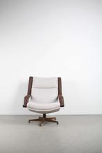 2x Artifort F140 Fauteuil Crème Wit Stof + Bruin Leder, Huis en Inrichting, Fauteuils, Niet ingevuld, Ophalen of Verzenden, Zo goed als nieuw