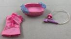 Barbie Clean Up Pup kleding 67475 Mattel 2008 pop, Verzamelen, Poppen, Postbus 64461, Brunssum, Nederland, Verzenden, Kenduseditemsinfo@gmail.com