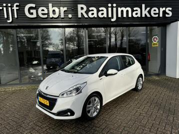 Peugeot 208 1.2 PureTech 110pk Automaat Signature*Navigatie* beschikbaar voor biedingen