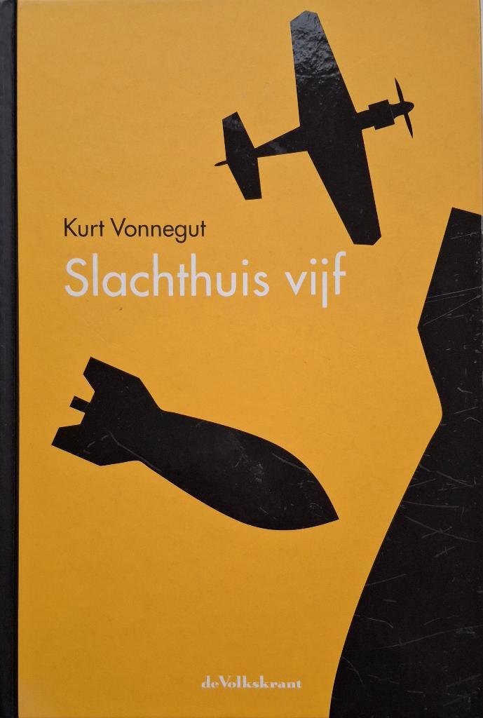 Kurt Vonnegut - Slachthuis vijf, Boeken, Literatuur, Zo goed als nieuw, Amerika, Ophalen of Verzenden