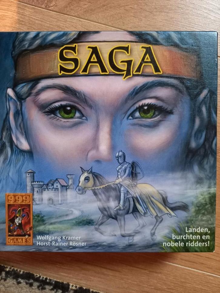 Saga Bordspel - 999 Games - Zo goed als nieuw, Hobby en Vrije tijd, Gezelschapsspellen | Bordspellen, Zo goed als nieuw, Drie of vier spelers