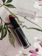 Revlon lipstick, rood. Groot merk in America., Ophalen of Verzenden, Zo goed als nieuw, Rood, Lippen