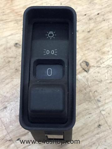 Licht schakelaar BMW E34 ORIGINEEL EN NIEUW BMW oe 613183512 beschikbaar voor biedingen