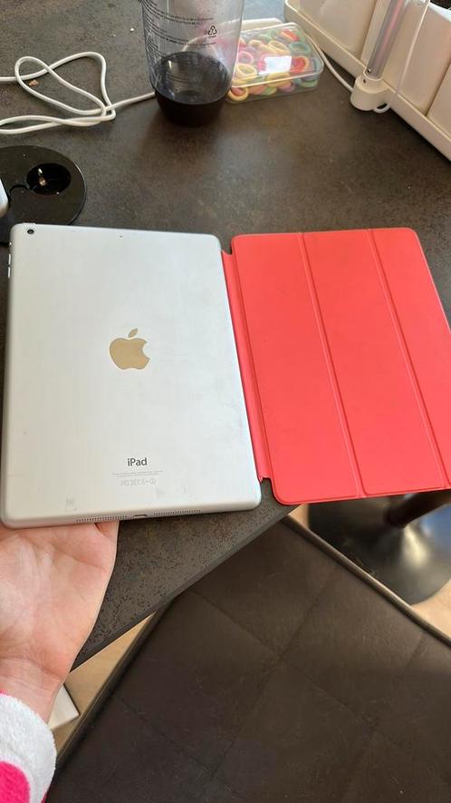 Apple ipad air type 1, zilver/wit, Computers en Software, Apple iPads, Apple iPad Air, 10 inch, 16 GB, Ophalen