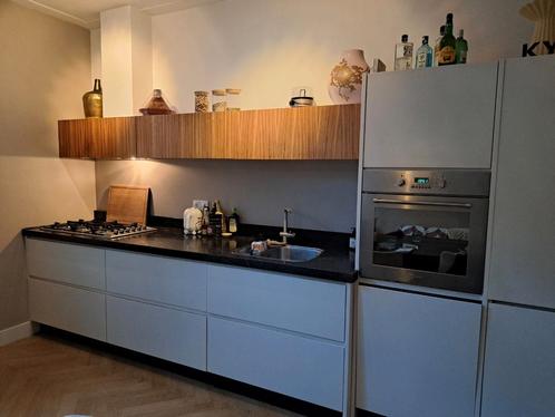 Keukenblad met spoelbak en kookplaatuitsparing, Huis en Inrichting, Keuken | Keukenelementen, Gebruikt, Minder dan 100 cm, 200 cm of meer