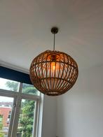 Bamboe rotan hanglamp cane ball 60 bali lamp design hout, Huis en Inrichting, Lampen | Hanglampen, Scandinavisch bali design, Ophalen of Verzenden