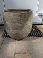 Bloempot kunststof groot, taupe/bruin/greige, Tuin en Terras, Bloempotten, Kunststof, Gebruikt, 40 cm of meer, Rond