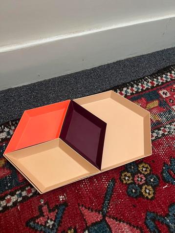 Hay Kaleido Dienbladen - Clara von Zweigbergk beschikbaar voor biedingen