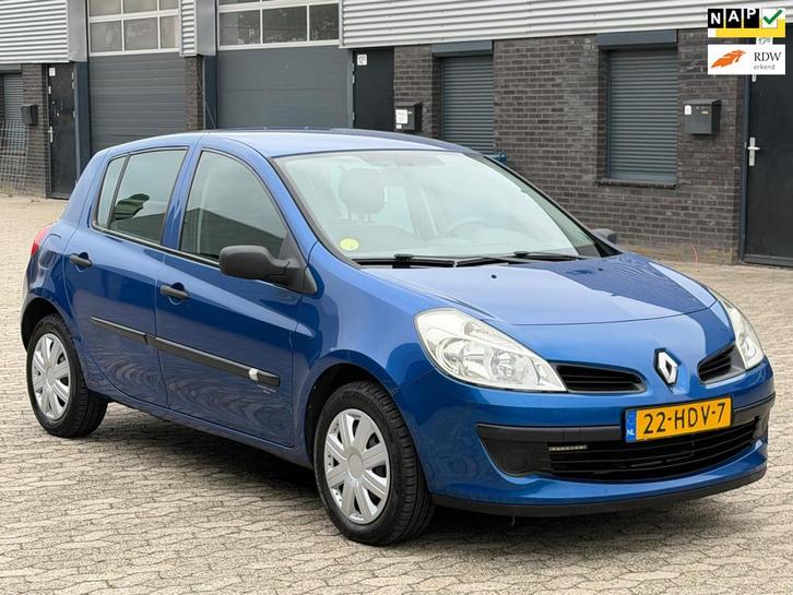 Renault Clio 1.2-16V Expression 5drs AIRCO TREKHAAK nieuw AP, Auto's, Renault, Bedrijf, Te koop, Clio, ABS, Airbags, Airconditioning