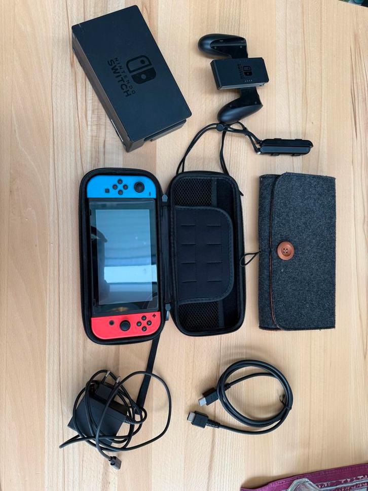 Nintendo Switch, Spelcomputers en Games, Games | Nintendo Switch, Zo goed als nieuw, Avontuur en Actie, 3 spelers of meer, Vanaf 7 jaar