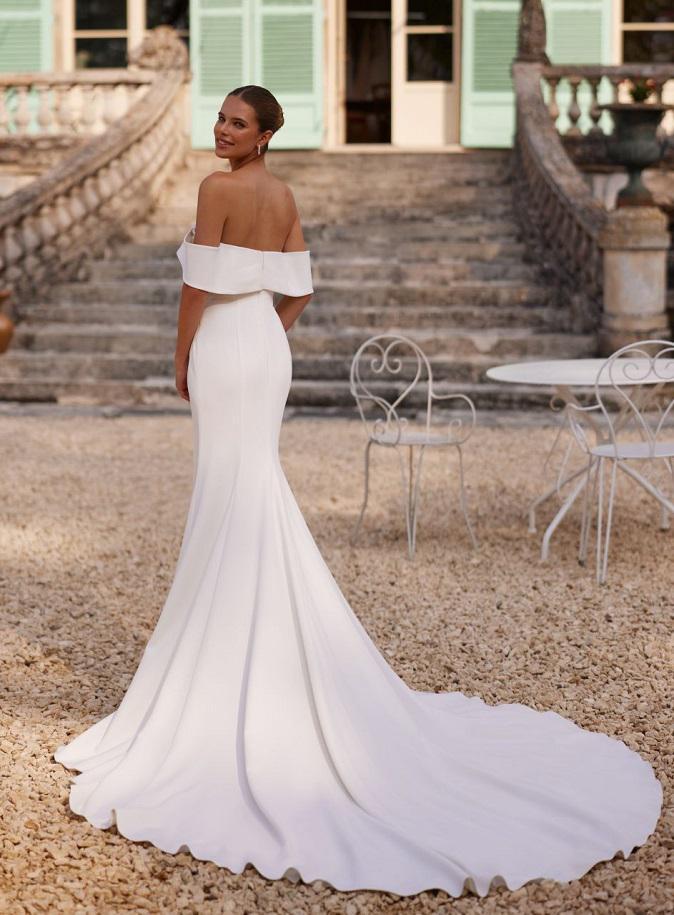 Trouwjurk bruidsjurk 36 met sleep, off-shoulders en split, Kleding | Dames, Trouwkleding en Trouwaccessoires, Zo goed als nieuw