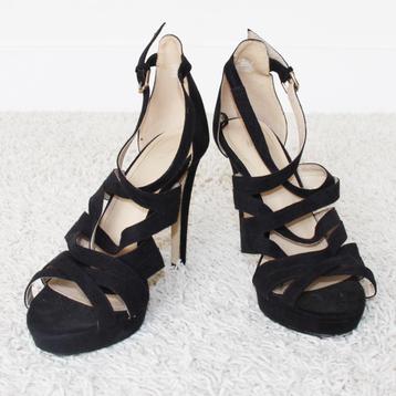 Prachtige Leren H&M Hakken (Maat 39) s16 € 35,- beschikbaar voor biedingen