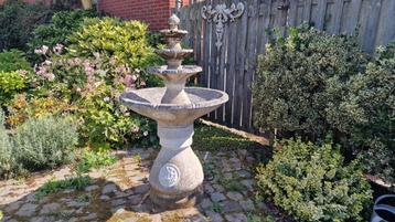 140cm hoge mediterrane FONTIJN  beschikbaar voor biedingen