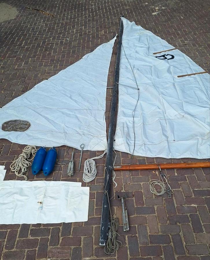 Zeil, fok en mast met toebehoren voor een Schakel zeilboot, Watersport en Boten, Zeilen en Zeiltoebehoren, Gebruikt, Grootzeil