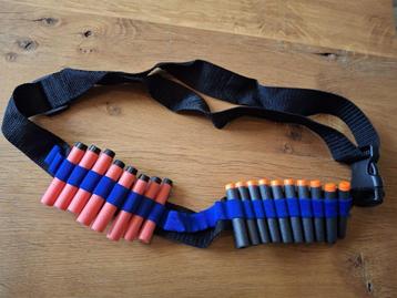 Nerf riem met pijltjes beschikbaar voor biedingen
