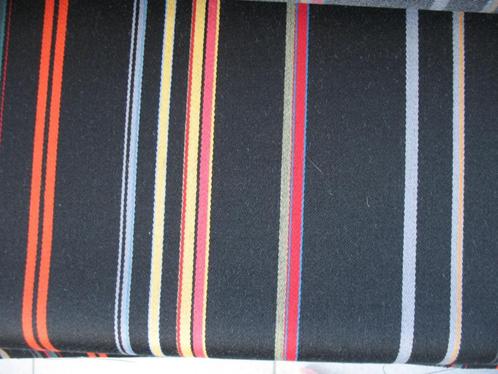 Maharam Stripes 005 by Paul Smith; 7x restant meubelstoffen, Hobby en Vrije tijd, Stoffen en Lappen, Nieuw, Wol, 120 cm of meer