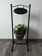 Bloempot hangmand op Zwart Metalen .Met welkom bordje, Tuin en Terras, Ophalen of Verzenden, Zo goed als nieuw