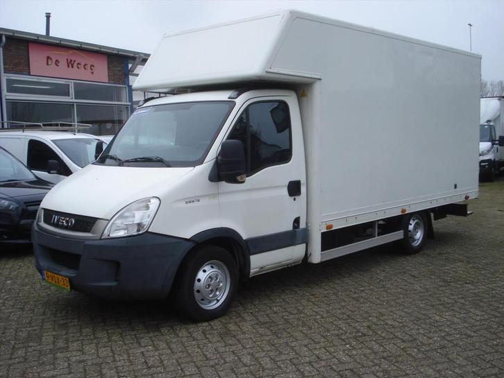 Iveco Daily 2.3DCI MEUBELBAK, Auto's, Bestelauto's, Bedrijf, Te koop, Iveco, Diesel, Euro 4, Automaat, Wit, Grijs, Stof, Gebruikt