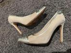 Guglielmo rotta hakken pumps maat 39, Beige, Guglielmo rotta, Ophalen of Verzenden, Gedragen