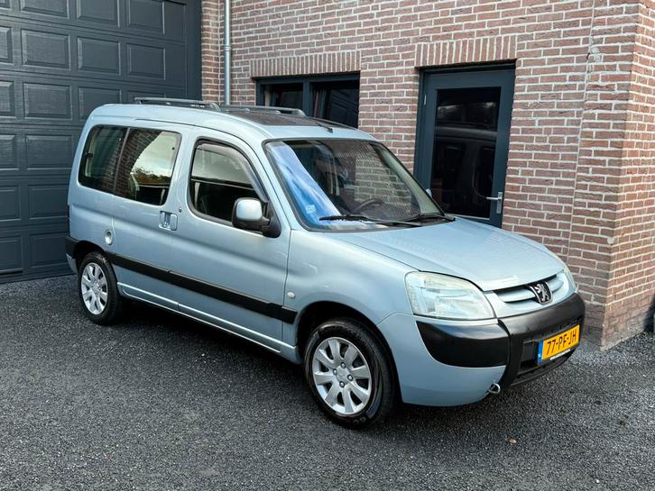 Peugeot Partner 1.6 16V XT Combi 2004 Grijs, Auto's, Peugeot, Bedrijf, Partner, Benzine, D, MPV, Handgeschakeld, Origineel Nederlands
