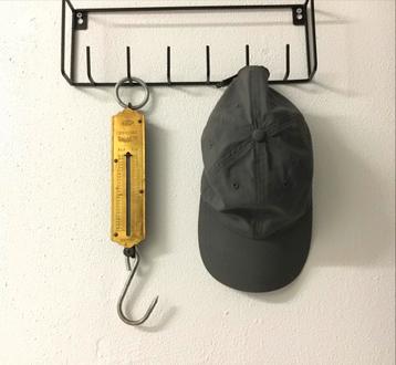 Vintage Pocketveerweegschaal beschikbaar voor biedingen