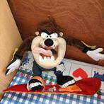Taz de Tasmaanse devil knuffel op snowboard surfboard, Ophalen of Verzenden, Zo goed als nieuw