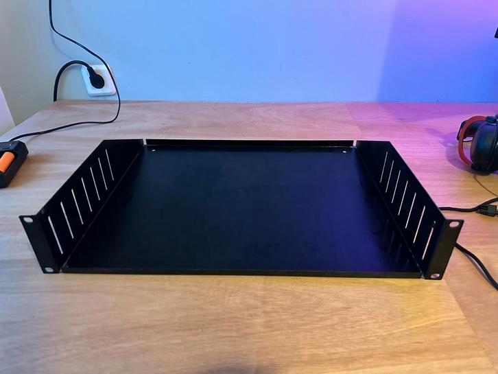 19 Inch 2U Server Rack Plank Tray Shelf, Computers en Software, Serverkasten, Zo goed als nieuw, Geperforeerd, Ophalen of Verzenden