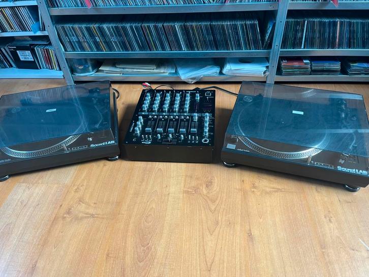 Dj set mengtafel en 2 draaitafels, Muziek en Instrumenten, Dj-sets en Draaitafels, Gebruikt, Dj-set, Reloop, Ophalen