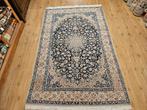 Vintage handgeknoopt perzisch tapijt nain 6la 265x160, Info@SlatsAntiek.nl, Perzisch, 150 tot 200 cm, 200 cm of meer