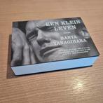 Hanya Yanagihara - Een klein leven Dwarsligger Nieuw!, Ophalen of Verzenden, Nieuw, Hanya Yanagihara