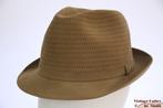 Vintage Gleufhoed Wegener beige geperforeerd vilt 56, Wegener, Hoed, Ophalen of Verzenden, 57 cm (M, 7⅛ inch) of minder