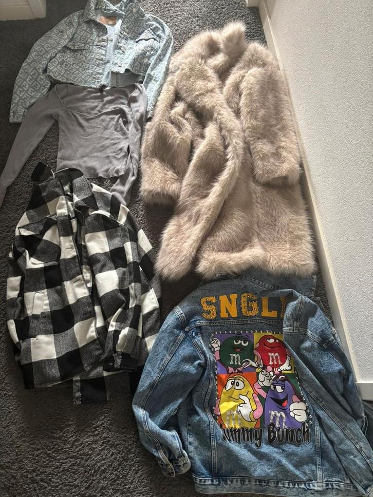 Dameskleding maat S, Kleding | Dames, Dames-kledingpakketten, Zo goed als nieuw, Maat 38/40 (M), Ophalen of Verzenden