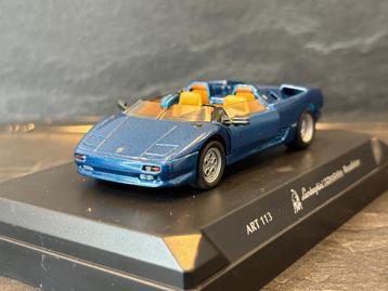 Lamborghini Diablo Roadster | detailcars | Mint/Boxed beschikbaar voor biedingen