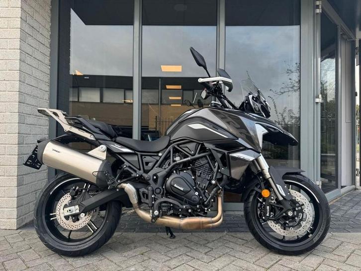 Benelli TRK 702 (bj 2025), Motoren, Motoren | Benelli, Overig, meer dan 35 kW, 2 cilinders, Motorrijbewijs A