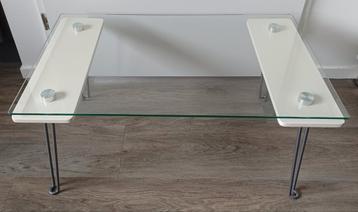 Erg leuke retro Ikea salontafel,  van glas. beschikbaar voor biedingen