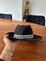 Hoed Nikkie, leuk voor vakantie, festival €25, Hoed, Zo goed als nieuw, Nikkie, One size fits all