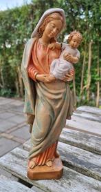 Maria beeldje met Jezus, Ophalen