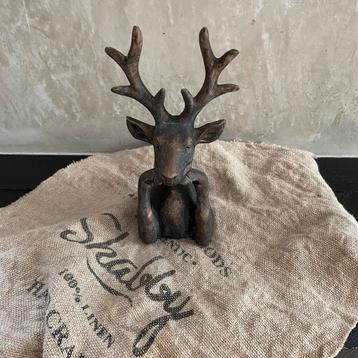Te koop: Prachtig ornament van hert beschikbaar voor biedingen